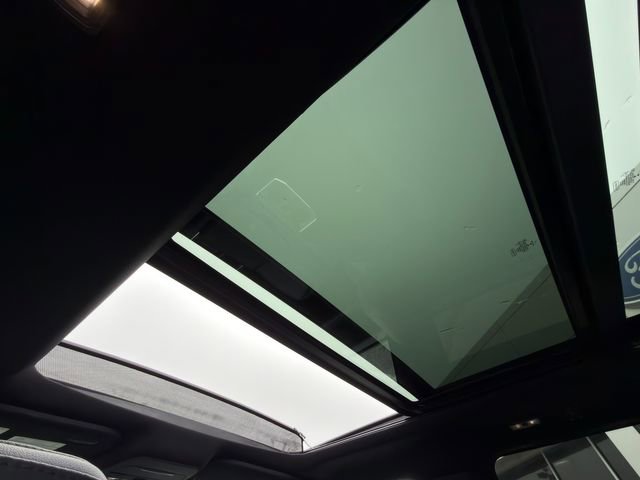 Used 2023 Ford F150 Lightning Lariat w/ Equipment Group 511A High image 21