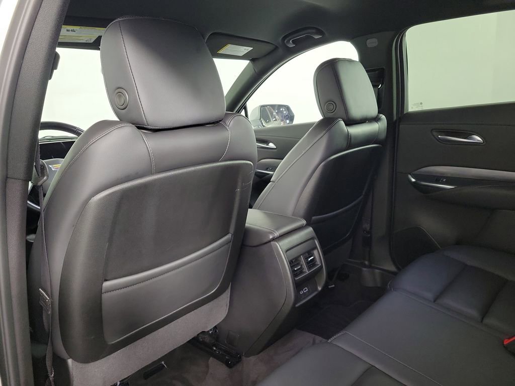Certified 2025 Cadillac XT4 Premium Luxury image 12