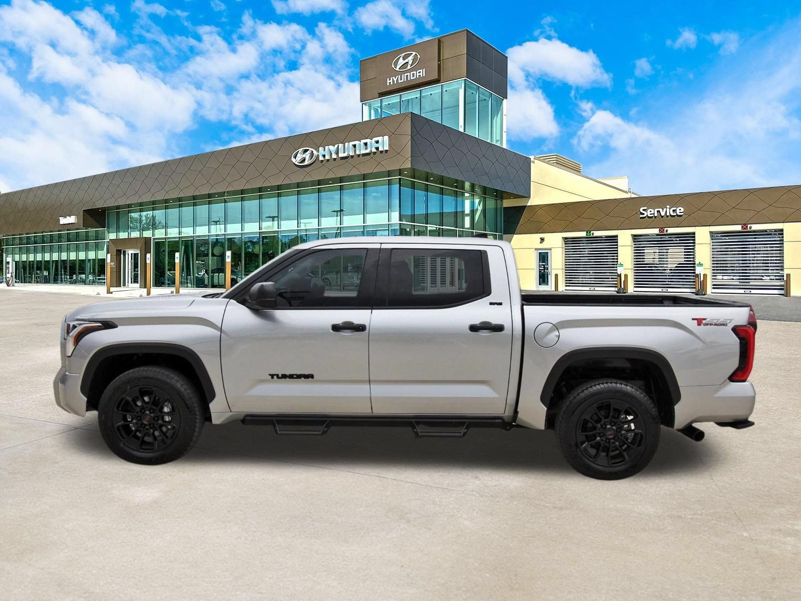 Used 2023 Toyota Tundra SR5 AWD/4WD image 9