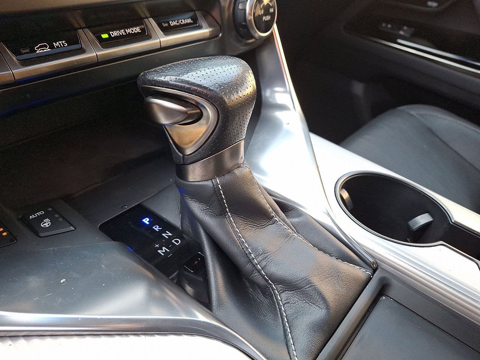 Used 2022 Lexus LX 600 F Sport image 15