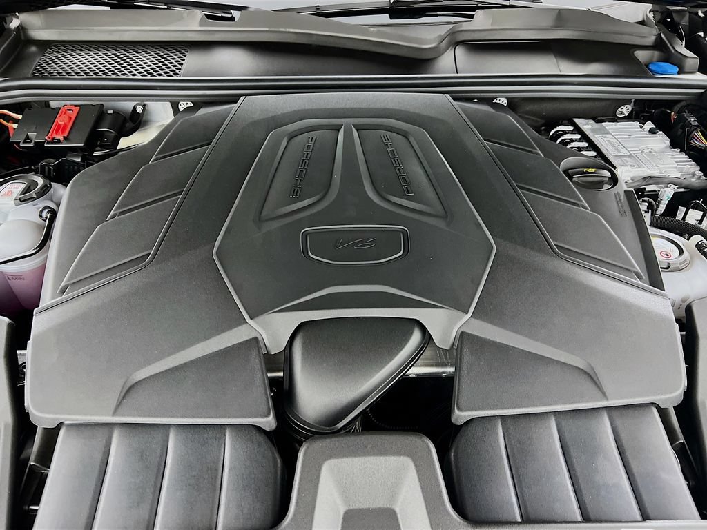 New 2026 Porsche Cayenne S AWD/4WD image 32