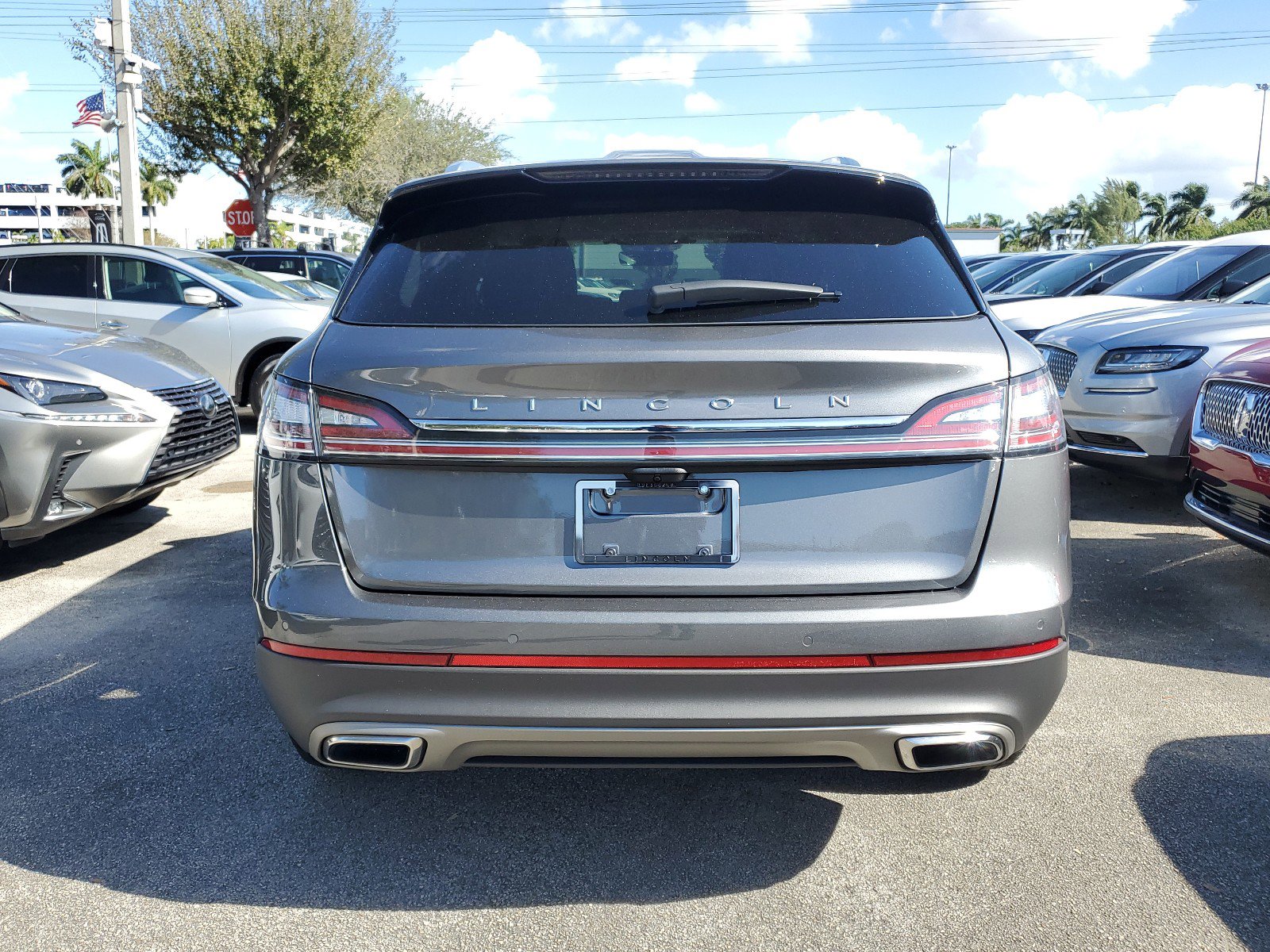 Used 2023 Lincoln Nautilus AWD image 5