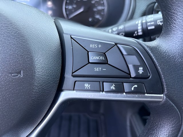 Certified 2024 Nissan Kicks SV FWD image 32