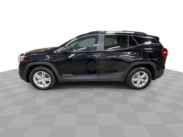 Used 2024 GMC Terrain SLE w/ Driver Convenience Package FWD image 7