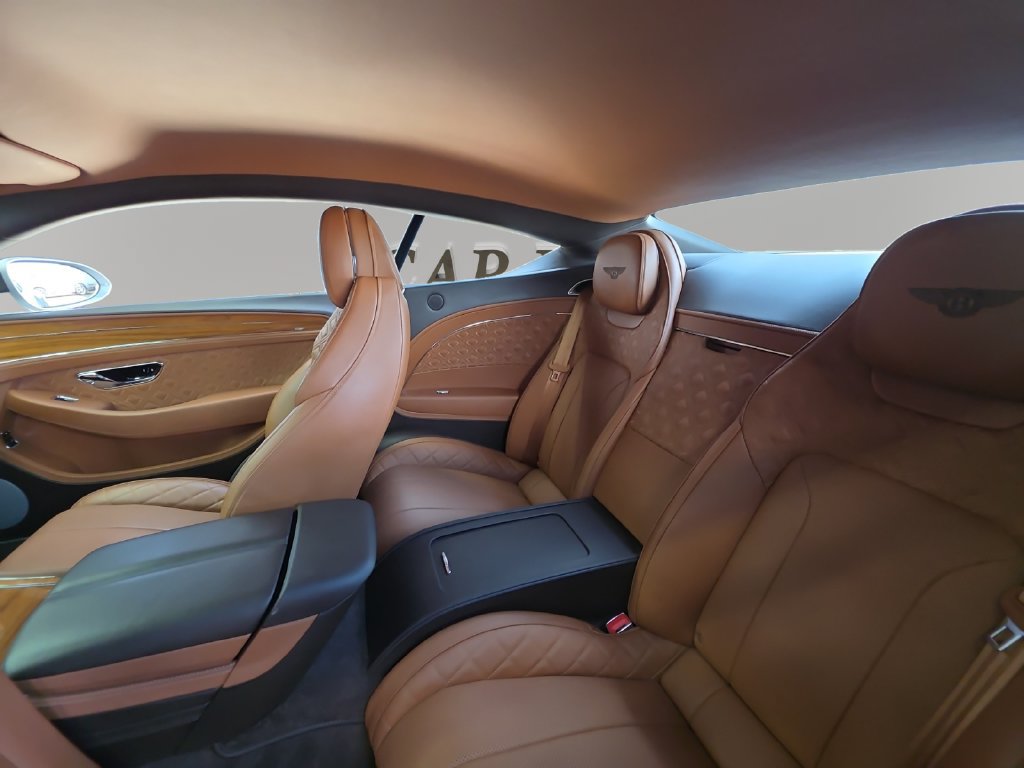 Used 2020 Bentley Continental GT AWD/4WD image 29