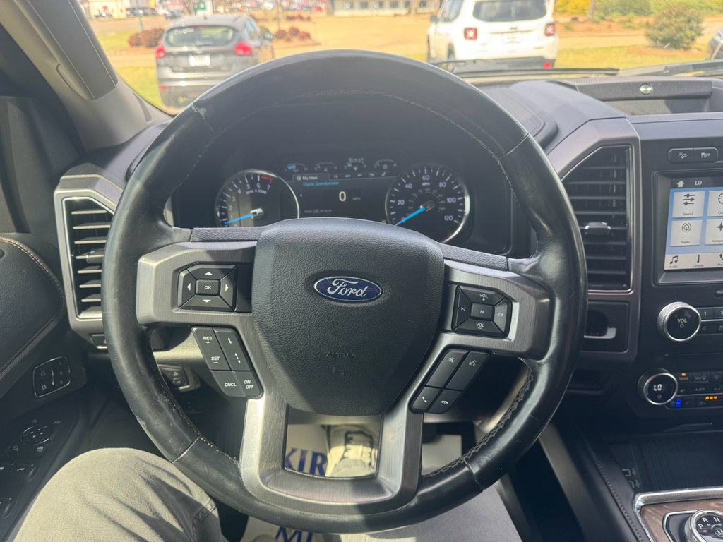 Used 2018 Ford Expedition Platinum image 22
