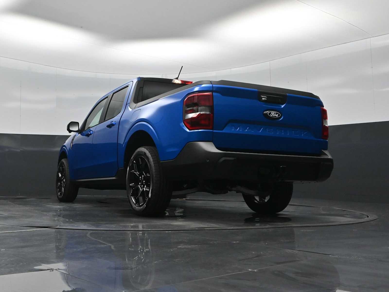New 2026 Ford Maverick Lariat w/ Black Appearance Package image 31