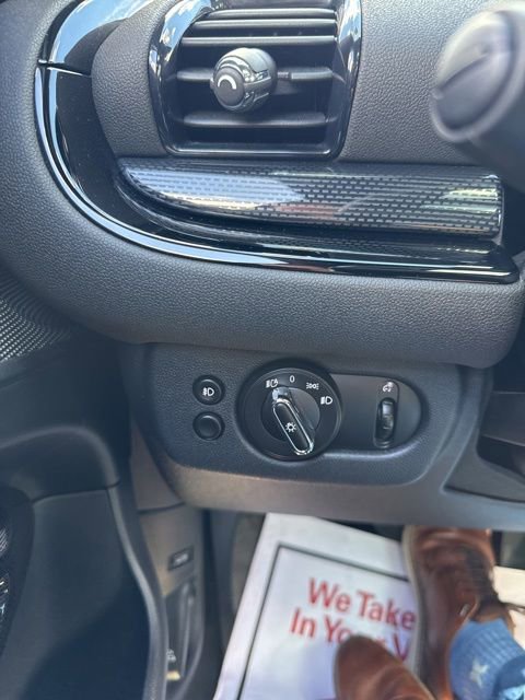 Used 2019 MINI Cooper Clubman ALL4 w/ Signature Upholstery Package AWD/4WD image 34