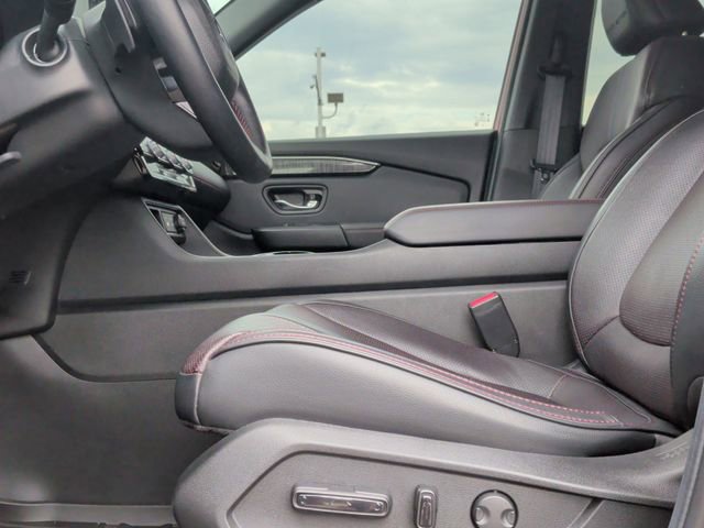 Used 2025 Honda Pilot Black Edition image 9