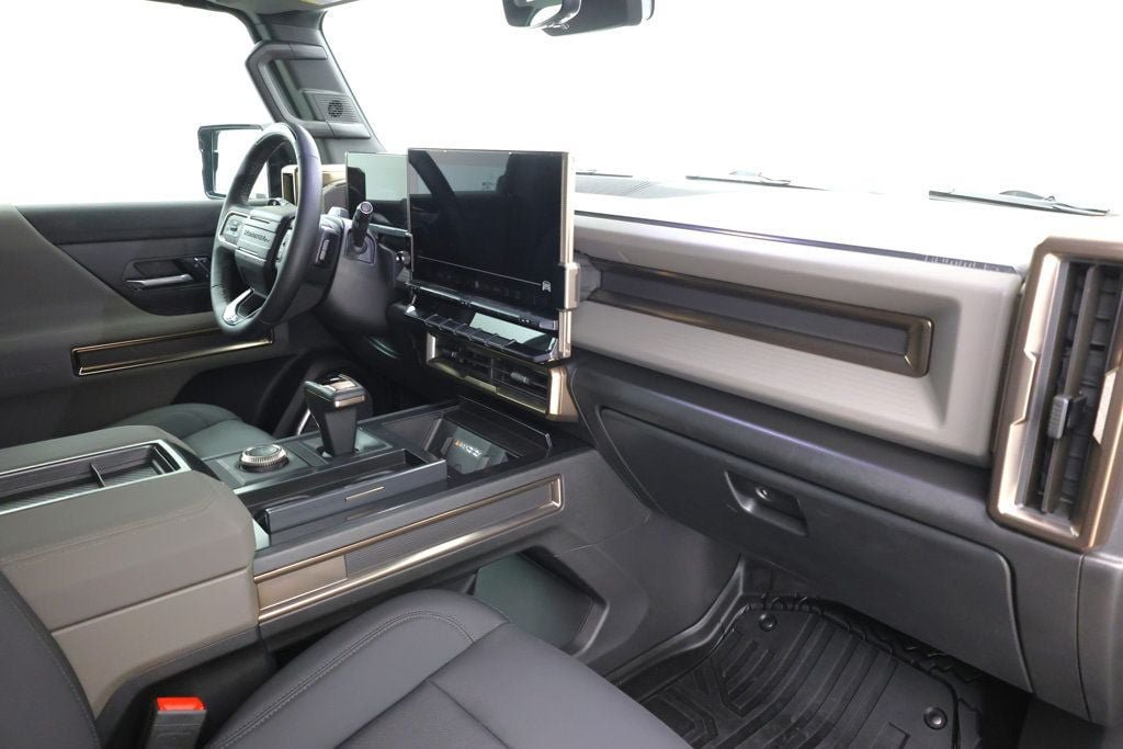 Used 2024 GMC Hummer EV 2X AWD/4WD image 22