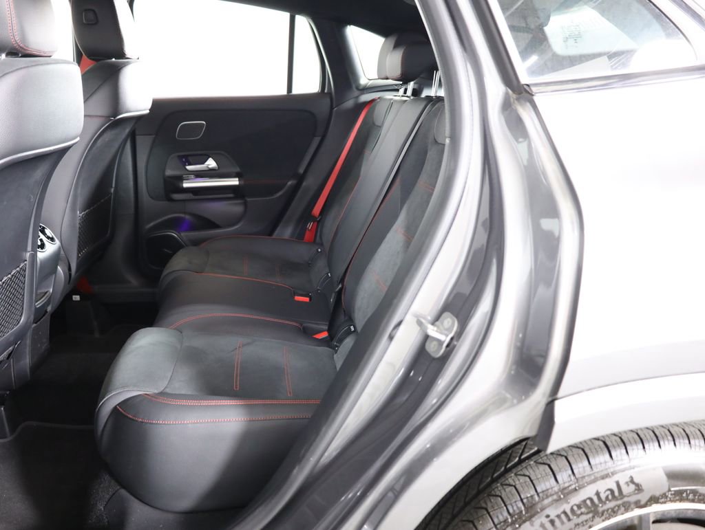 Used 2025 Mercedes-Benz GLA 35 AMG 4MATIC image 52