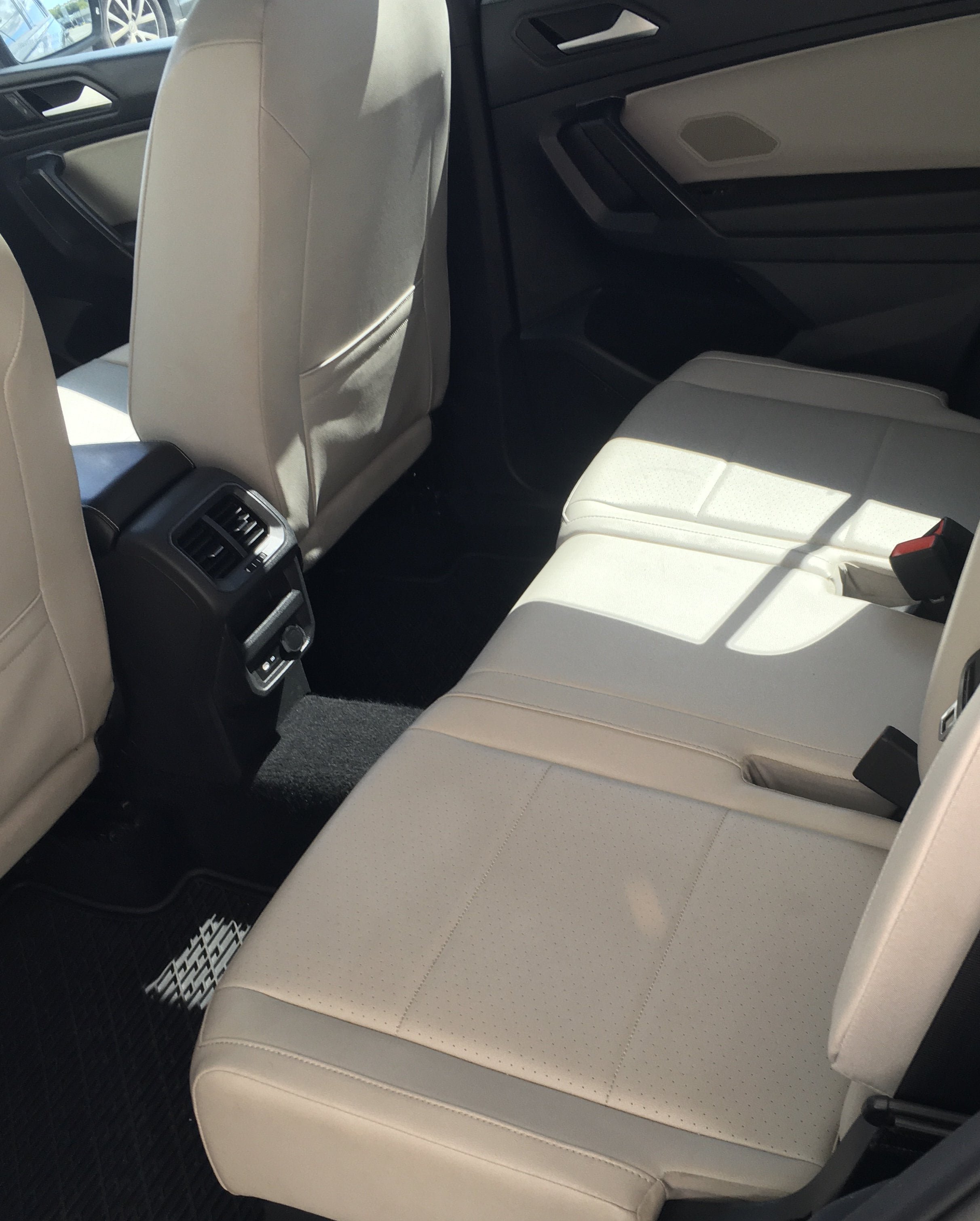 Used 2021 Volkswagen Tiguan S AWD/4WD image 9