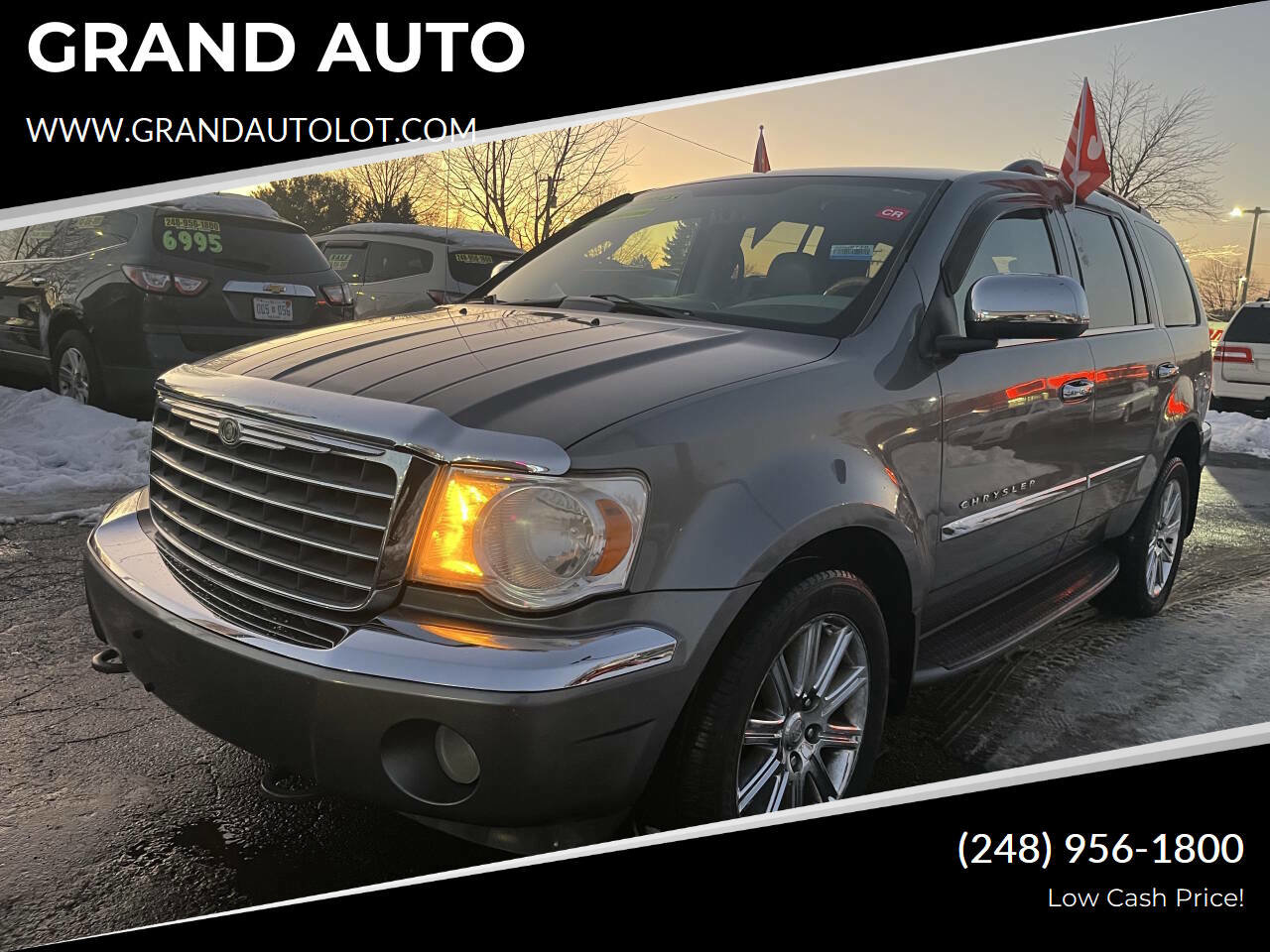 Used 2009 Chrysler Aspen Limited w/ Trailer Tow Group image 3