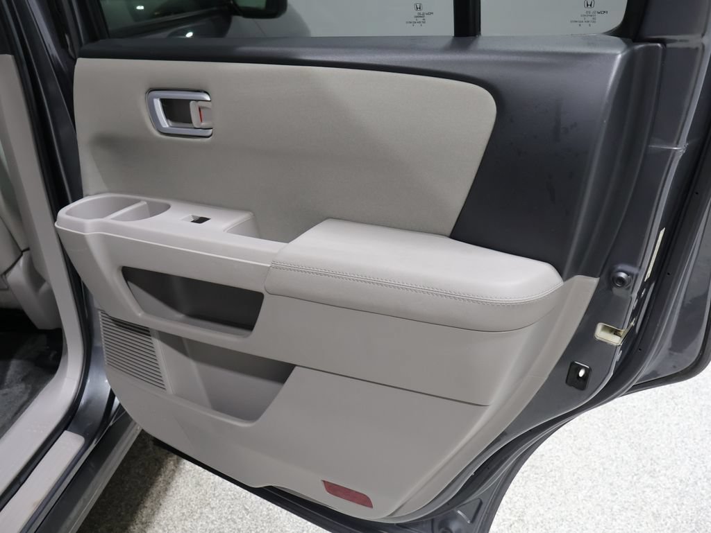 Used 2013 Honda Pilot LX image 21