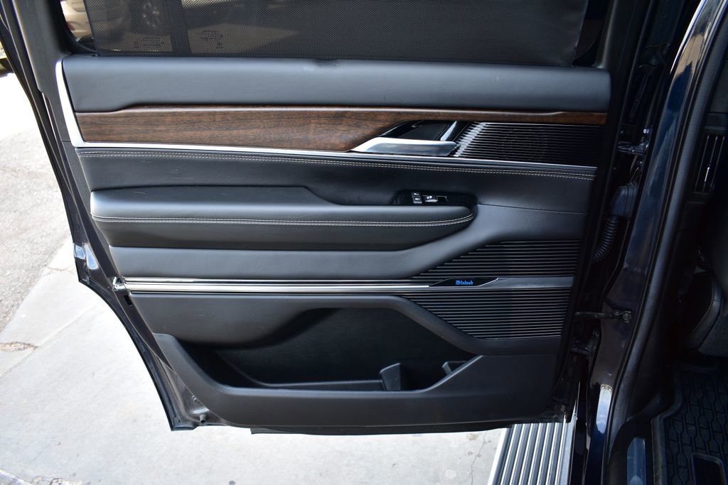 Used 2022 Jeep Grand Wagoneer Series II w/ Premium Group II image 23