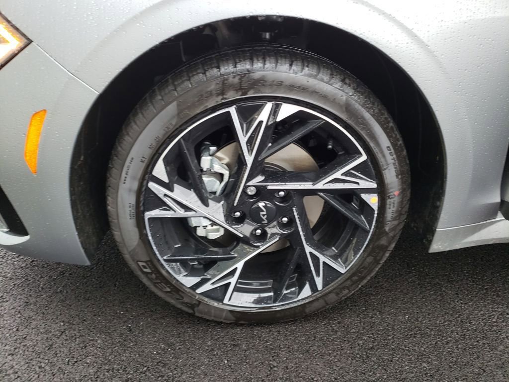 New 2026 Kia K5 GT-Line image 25