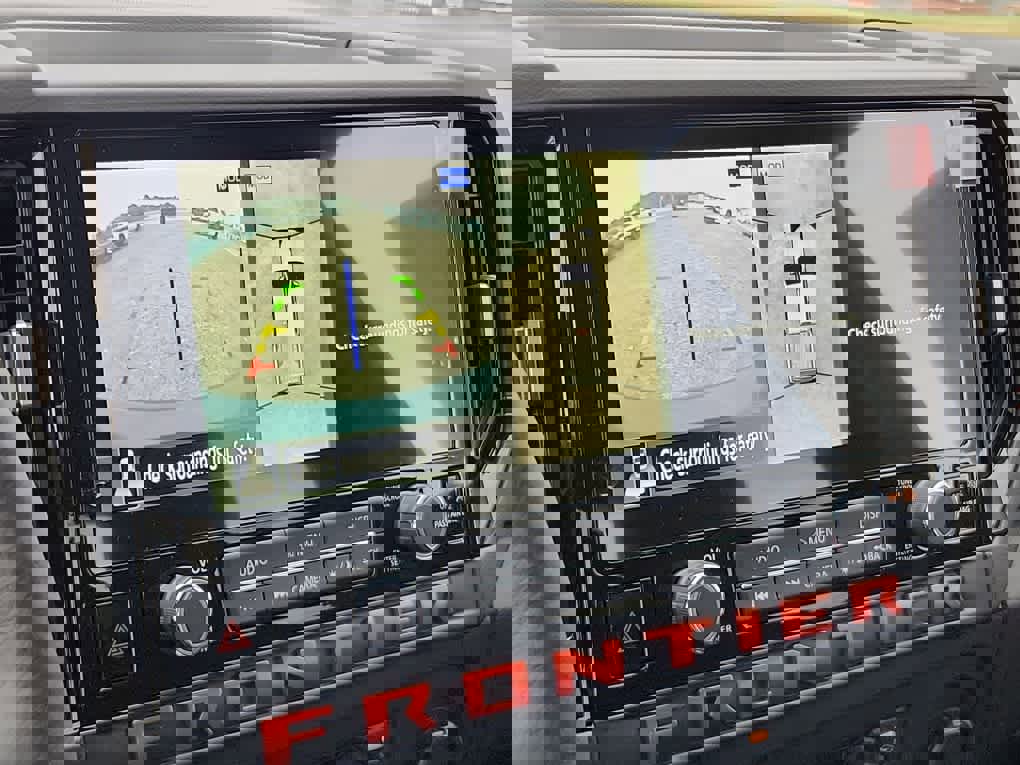 New 2026 Nissan Frontier PRO-4X w/ Pro-4x Convenience Package image 15