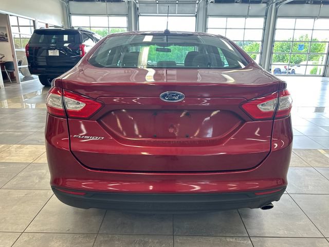 Used 2014 Ford Fusion S FWD image 10