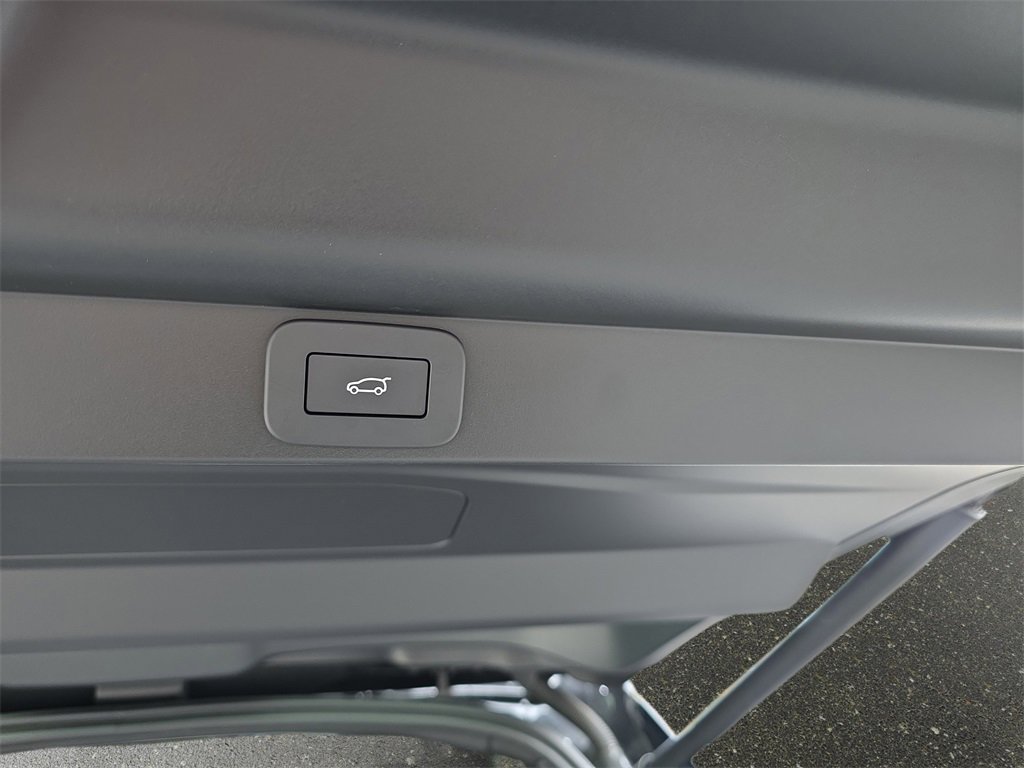 New 2025 Land Rover Range Rover Autobiography image 14