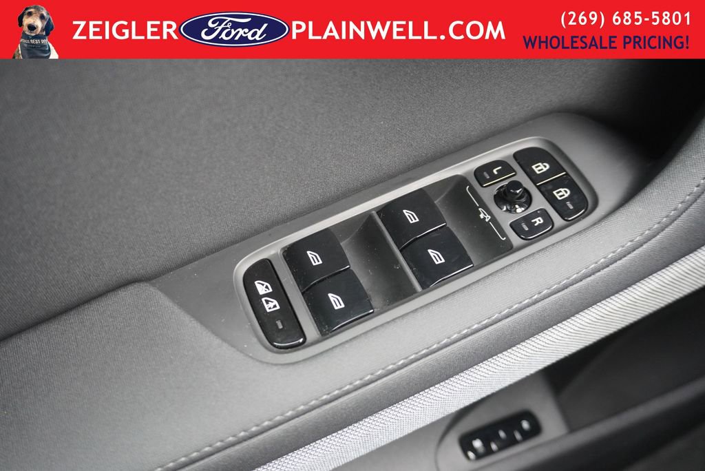 Used 2022 Polestar Polestar 2 Long Range Dual Motor w/ Plus Package image 31