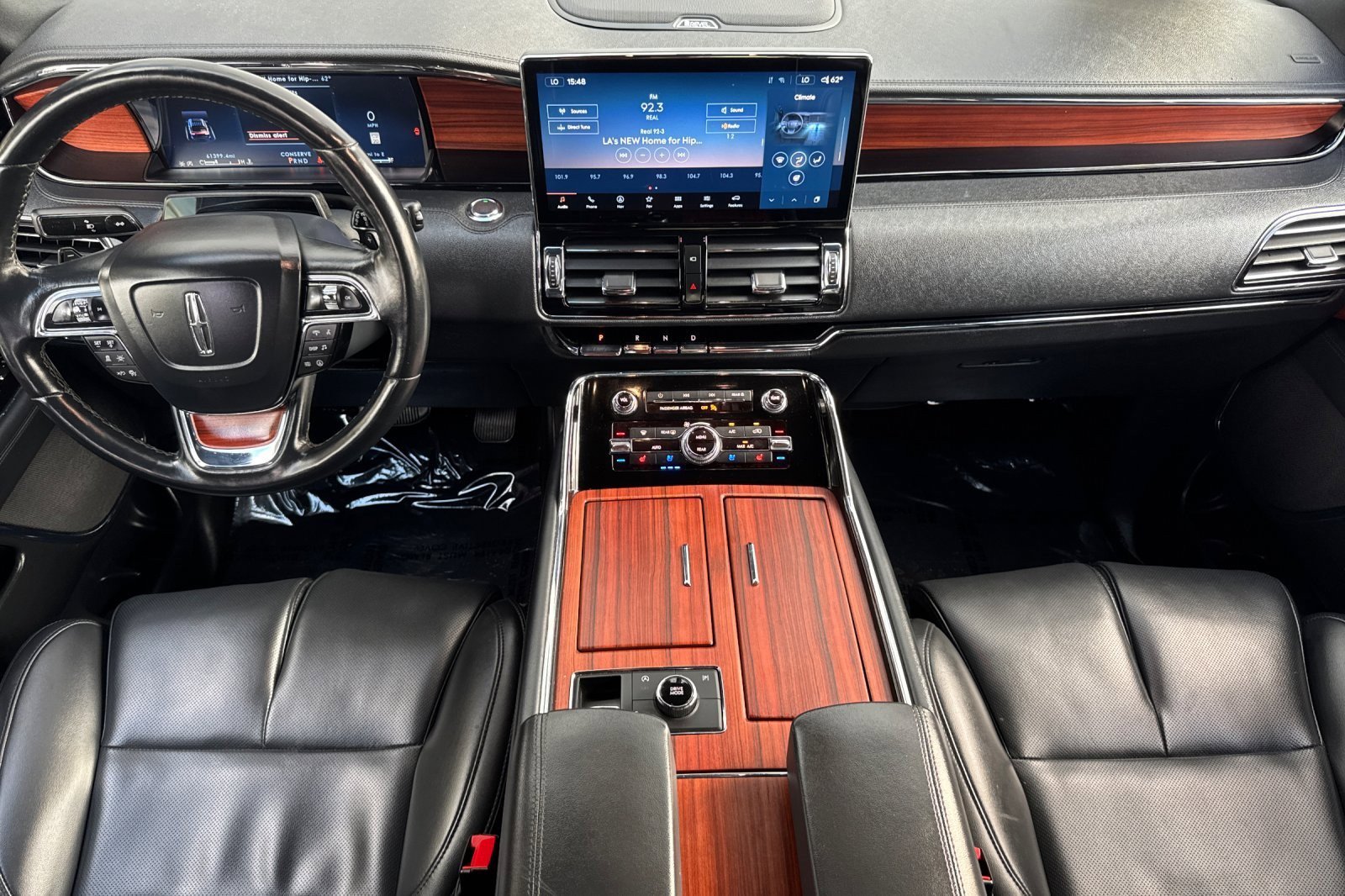 Used 2024 Lincoln Navigator Premiere image 12