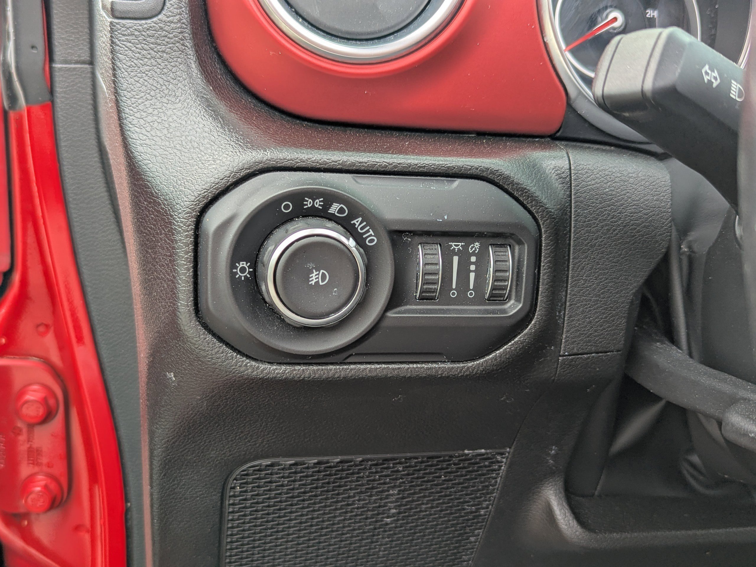 Used 2022 Jeep Wrangler Unlimited Rubicon w/ Xtreme Recon 35" Tire Package image 24