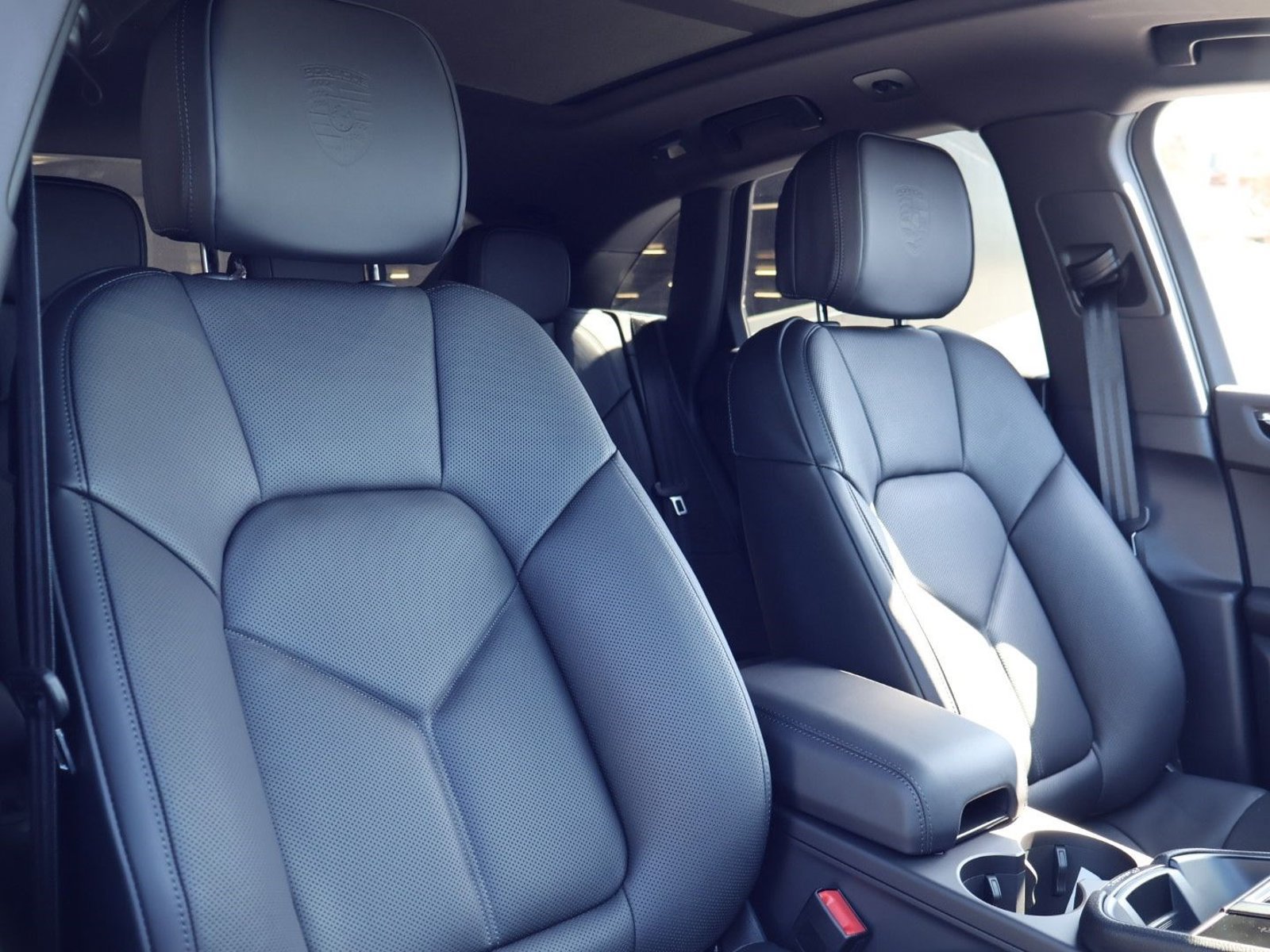 New 2026 Porsche Macan S AWD/4WD image 24