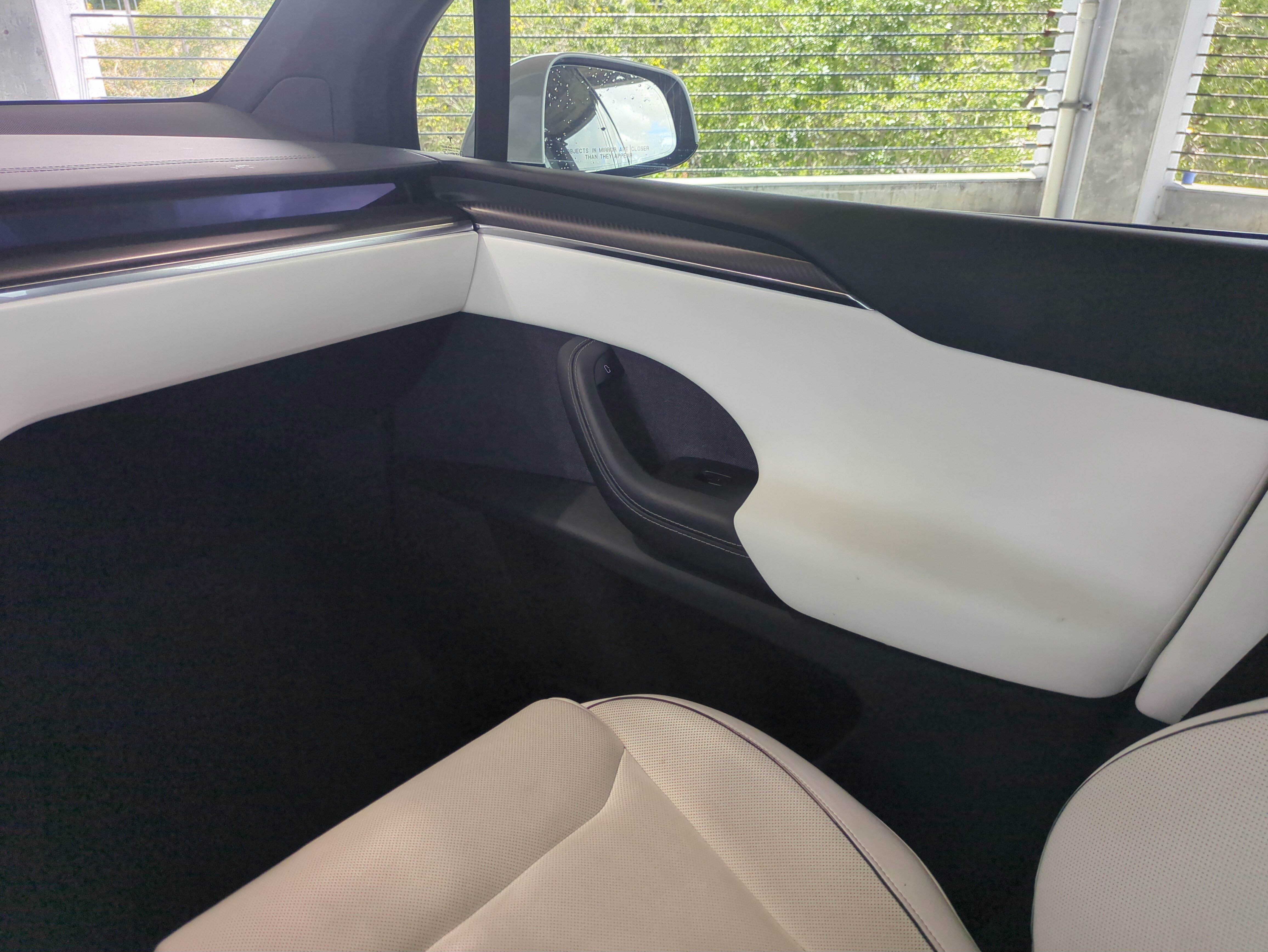 Used 2022 Tesla Model X Plaid image 18