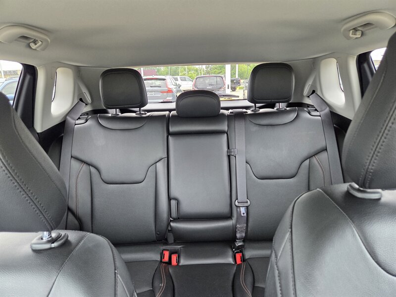 Used 2022 Jeep Compass Limited AWD/4WD image 24