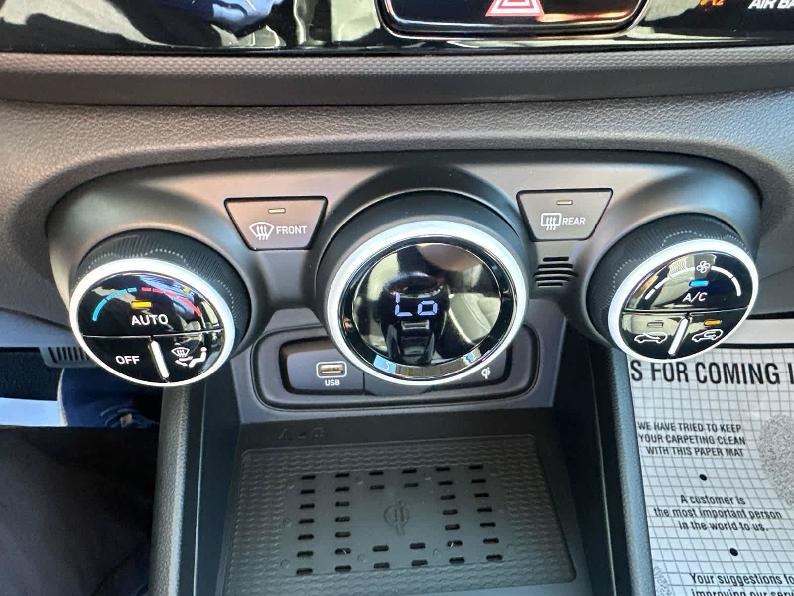 New 2026 Hyundai Venue SEL FWD image 13