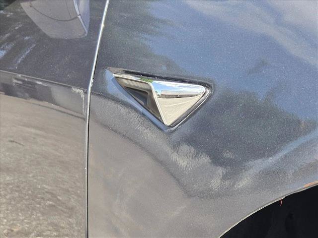 Used 2020 Tesla Model 3 Long Range AWD/4WD image 9