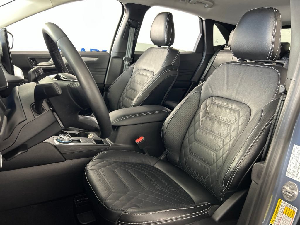 Used 2023 Ford Escape SE FWD image 19