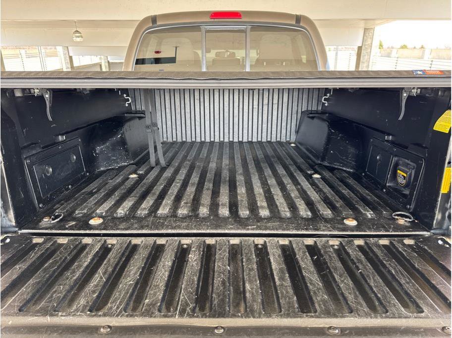 Used 2013 Toyota Tacoma 4x4 Double Cab w/ TRD Sport Pkg image 12