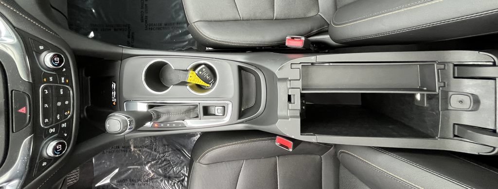 Certified 2021 Chevrolet Equinox Premier FWD image 17