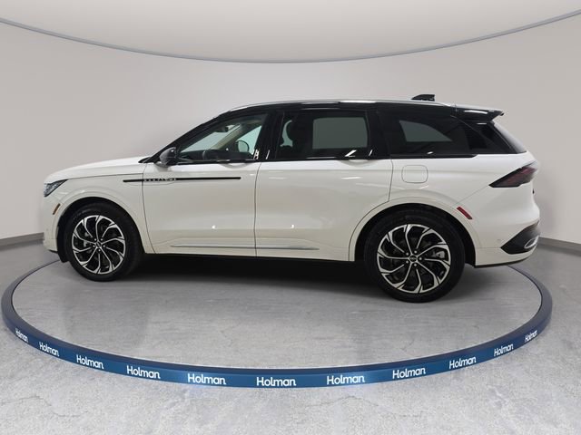 Certified 2024 Lincoln Nautilus Reserve w/ Equipment Group 203A image 8