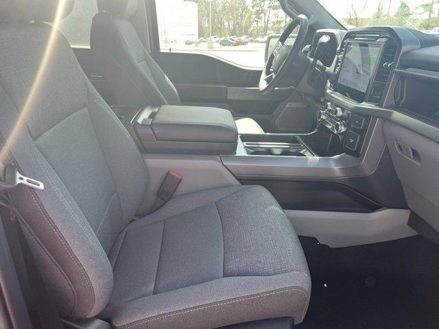 New 2025 Ford F150 XLT w/ Equipment Group 303A High image 9