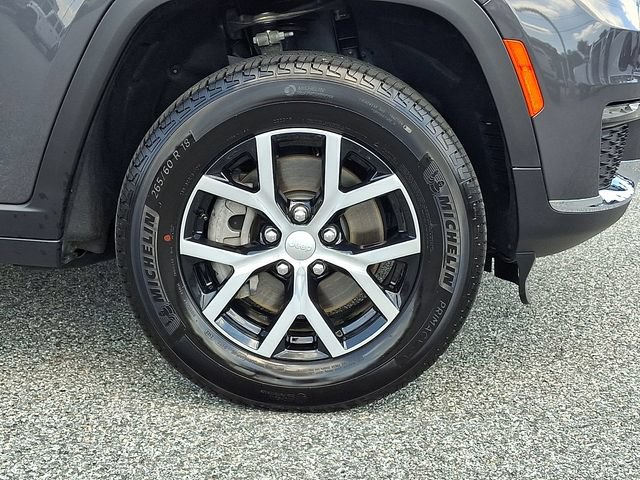 Used 2025 Jeep Grand Cherokee L Limited AWD/4WD image 8