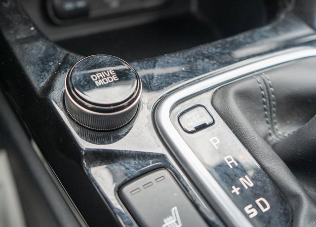 Used 2025 Kia Seltos EX image 32