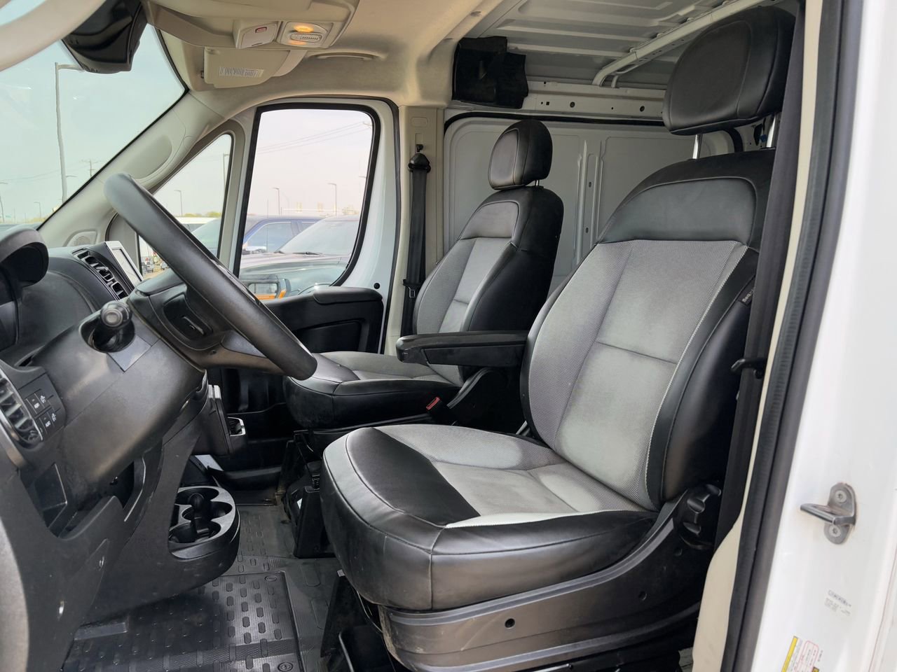 Used 2022 RAM ProMaster 3500 w/ Fleet Safety Group (AWQ) image 20