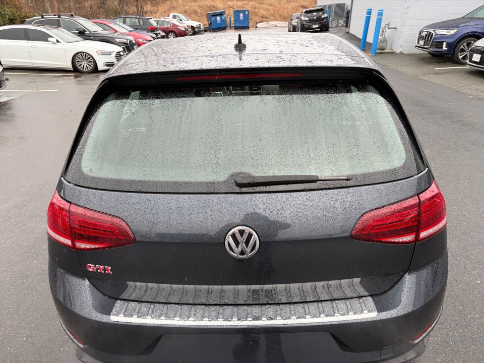 Used 2019 Volkswagen GTI SE FWD image 14