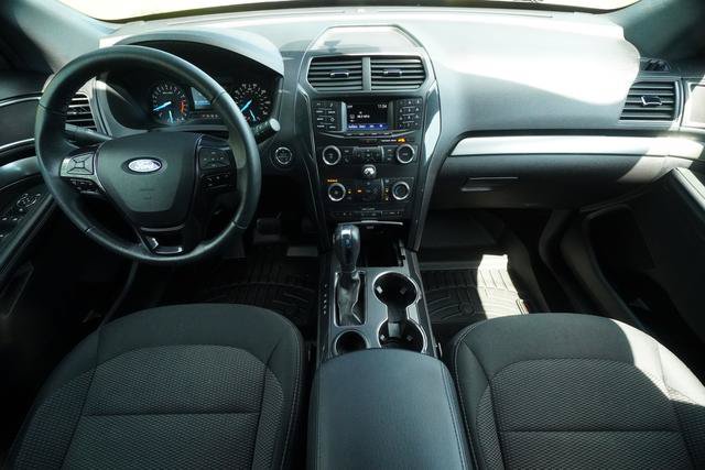 Used 2019 Ford Explorer XLT FWD image 11