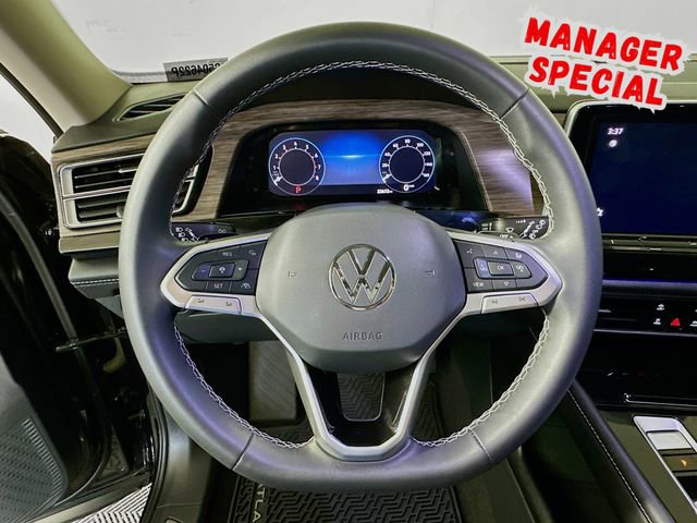 Used 2024 Volkswagen Atlas SEL image 13