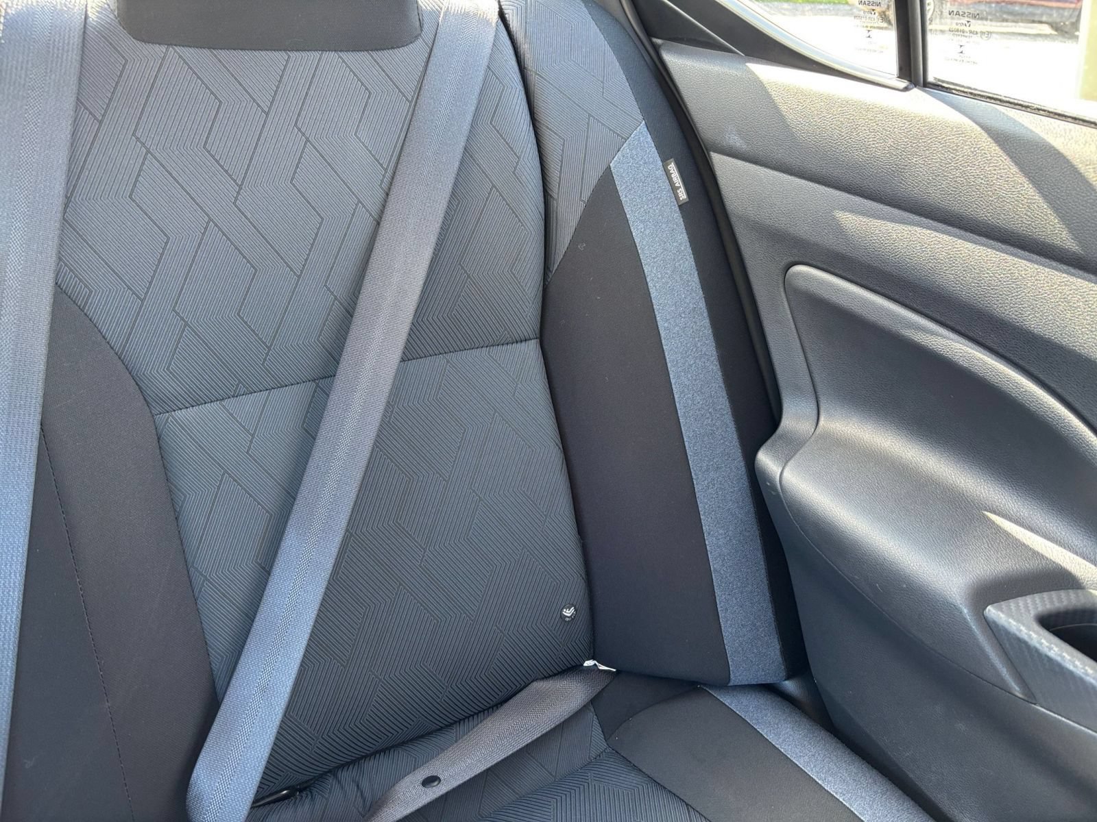 Used 2025 Nissan Versa SV FWD image 34