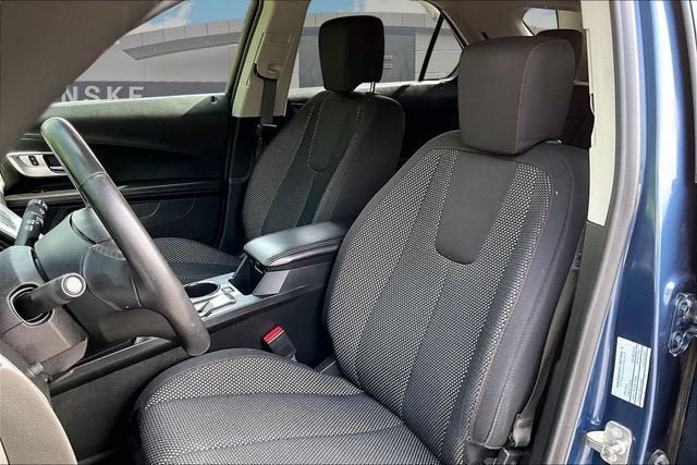 Used 2017 Chevrolet Equinox LT w/ Convenience Package FWD image 25