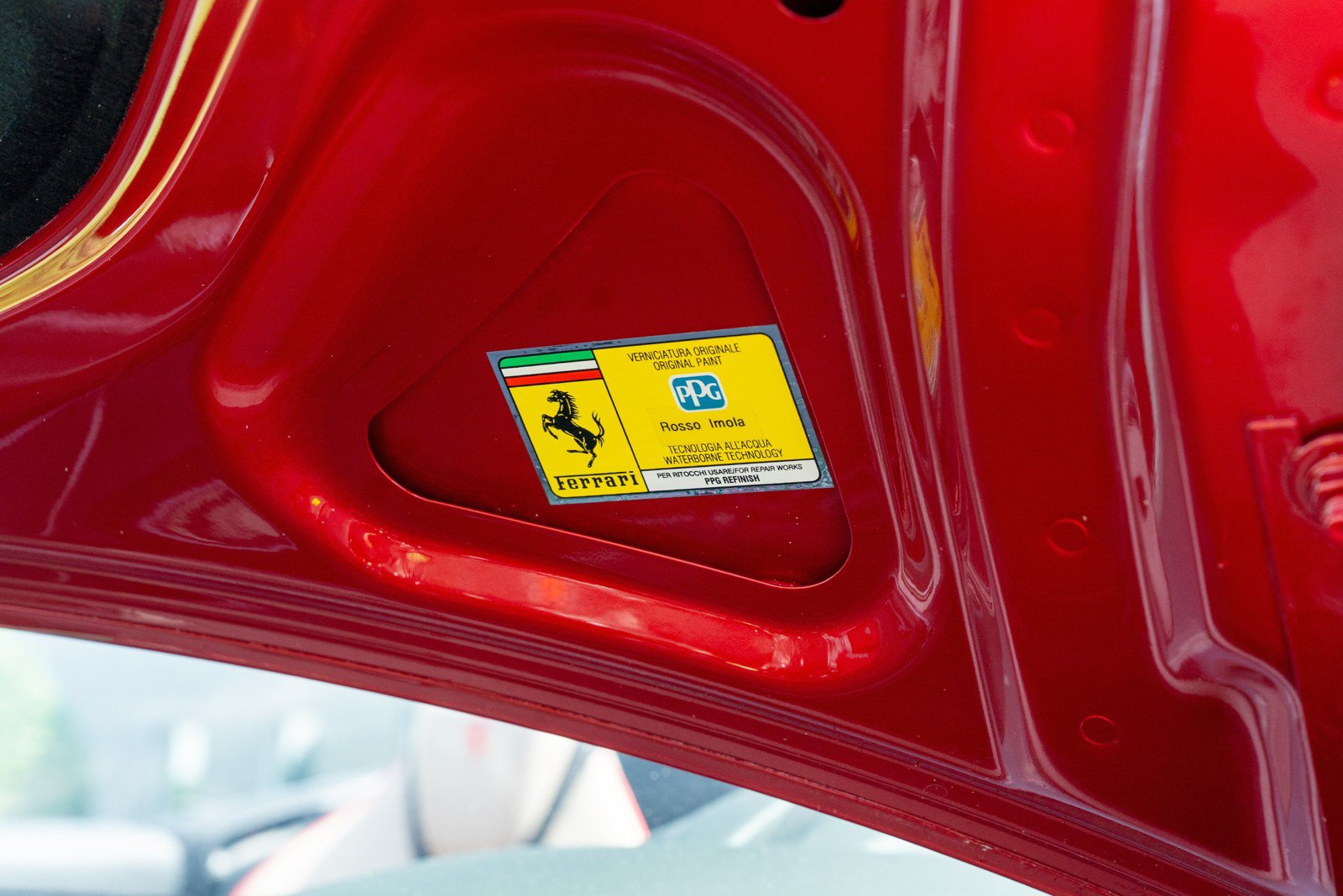 Used 2024 Ferrari Roma Spider RWD image 25