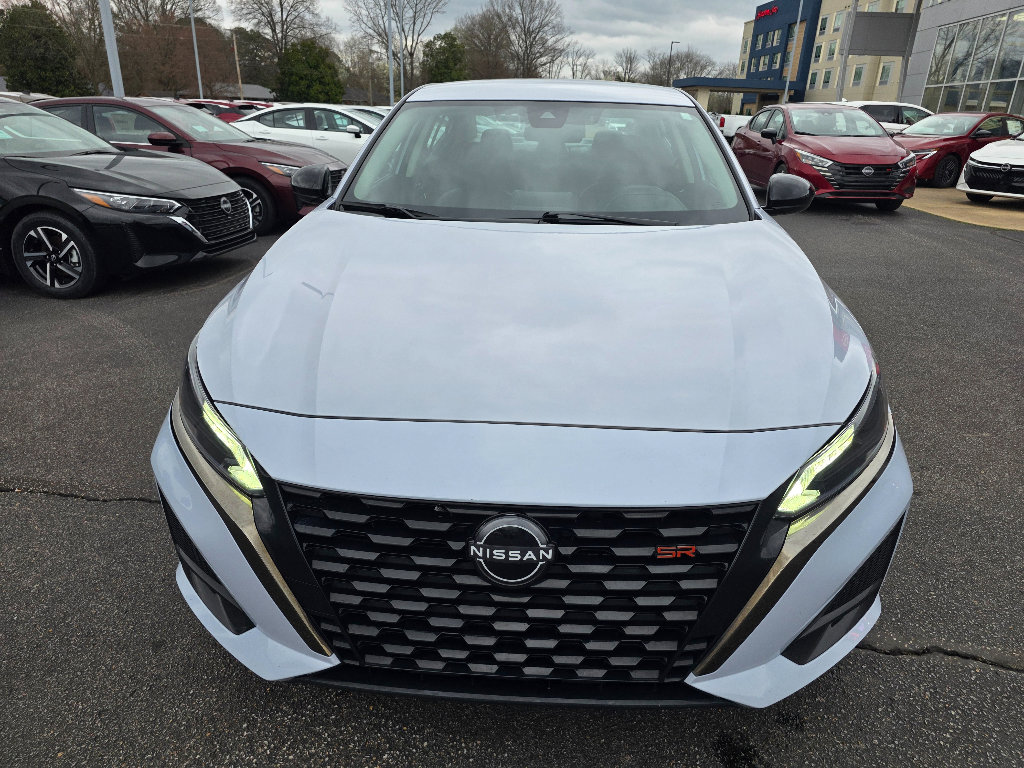 Used 2024 Nissan Altima 2.5 SR image 8