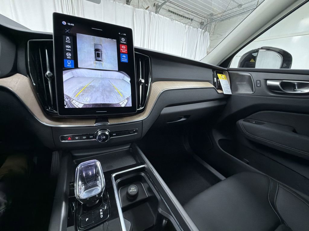 New 2026 Volvo XC60 B5 Plus w/ Climate Package image 20