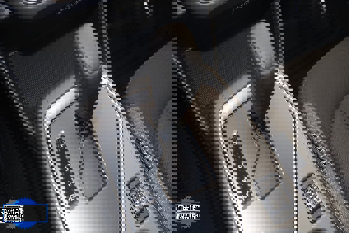 Used 2025 Subaru Crosstrek 2.0i Premium image 7