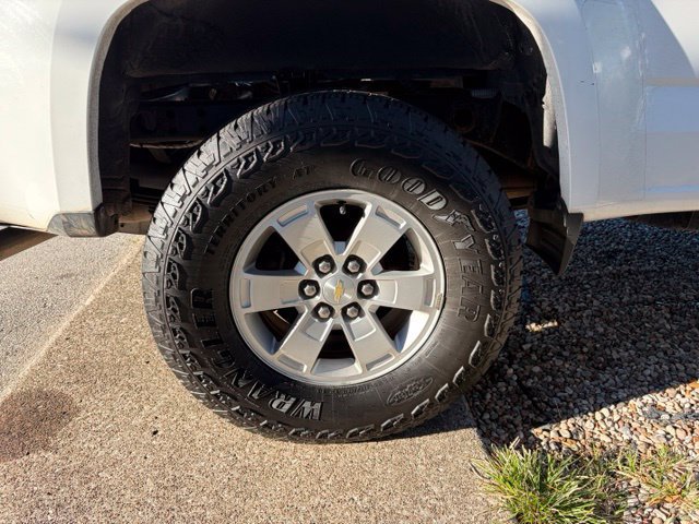 Used 2016 Chevrolet Colorado W/T w/ WT Convenience Package AWD/4WD image 17
