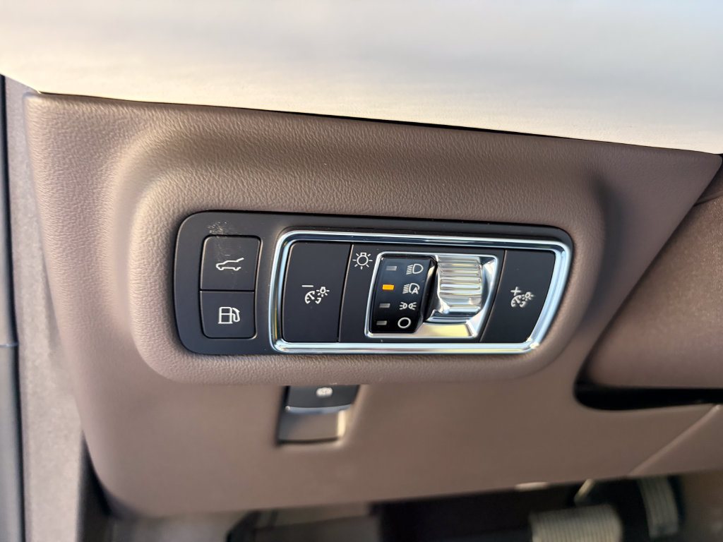 New 2026 Lincoln Nautilus Black Label AWD/4WD image 17